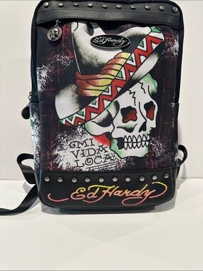 NWT Ed Hardy MI VIDA LOCA Ex-Large Backpack with side Pockets and adj. Straps.